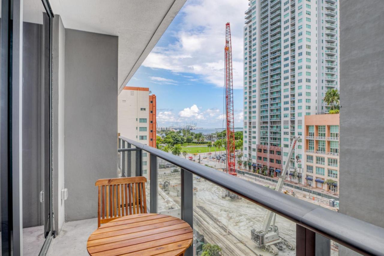 Apartment Downtown W Gym Pool Nr Restaurants Mia-78